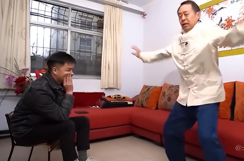 用户身份跃迁，从围观到创作背后的自我表达浪潮